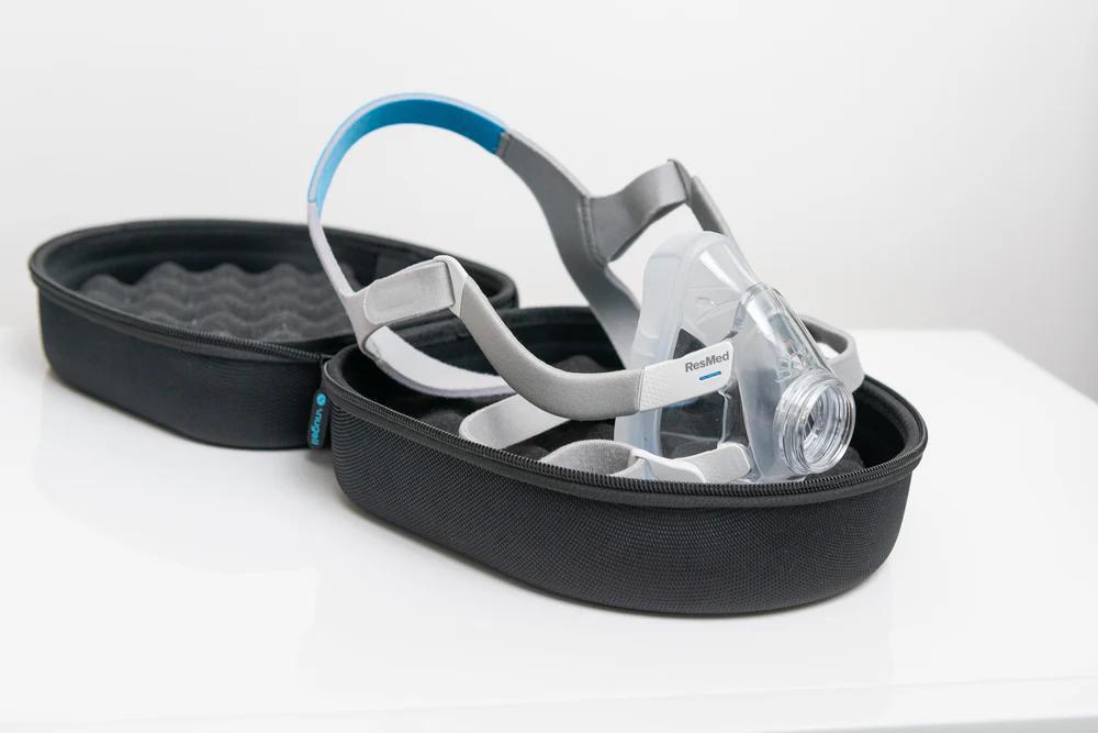 Snugell CPAP Étui de voyage et rangement pour masques – Ajustement universel pour toutes les marques de masques